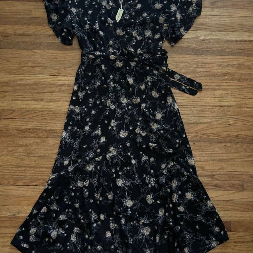 Max Studio NWT Black Floral print wrap dress size L